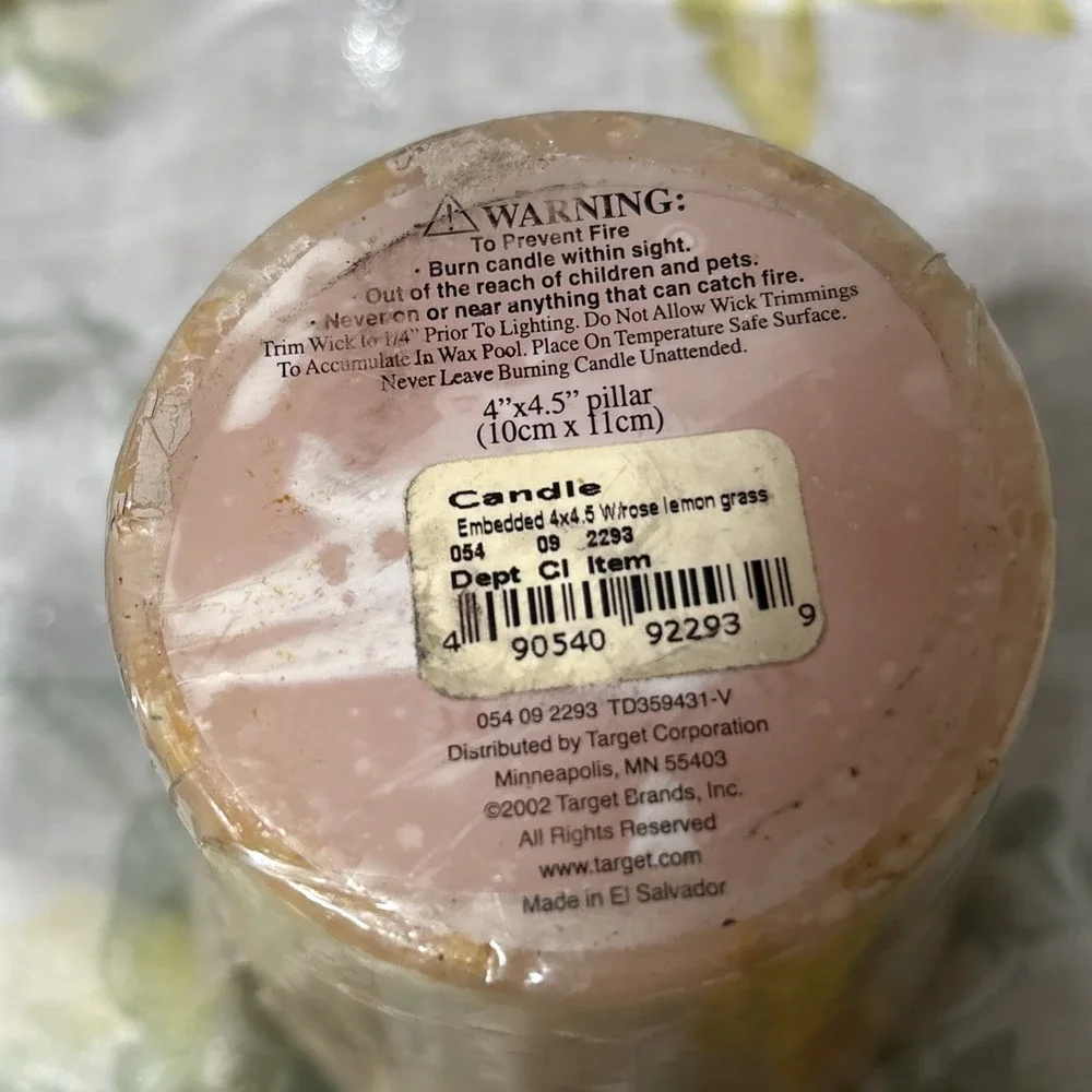 New Rose Water With‎ Lemon Grass Scented Pillar Candle 4